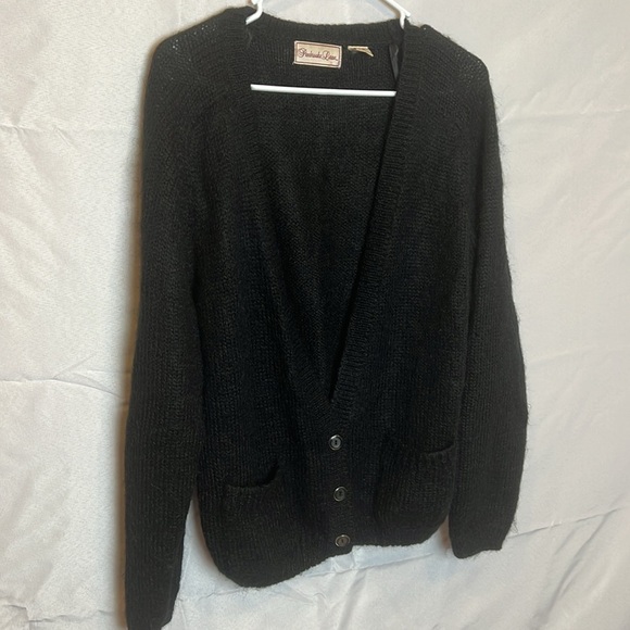 Penbrooke Lane Vintage Mohair Blend Black 3 button Cardigan Size Medium - Picture 4 of 12